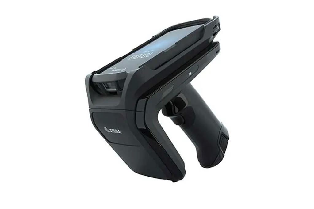 rfd40-standard-tc52x-57x-photography-product-front-left-facing-without-shadow-3x2-3600.webp